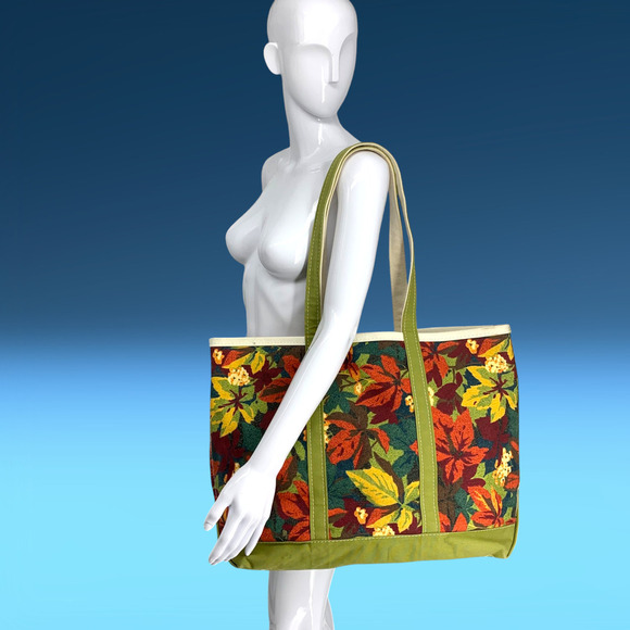 Vintage L.L. Bean Fall Foliage Boat and Tote Printed Canvas Tote Bag Made in USA - Picture 10 of 10